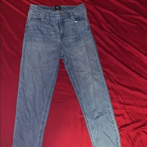 Urban outfitters mom jeans